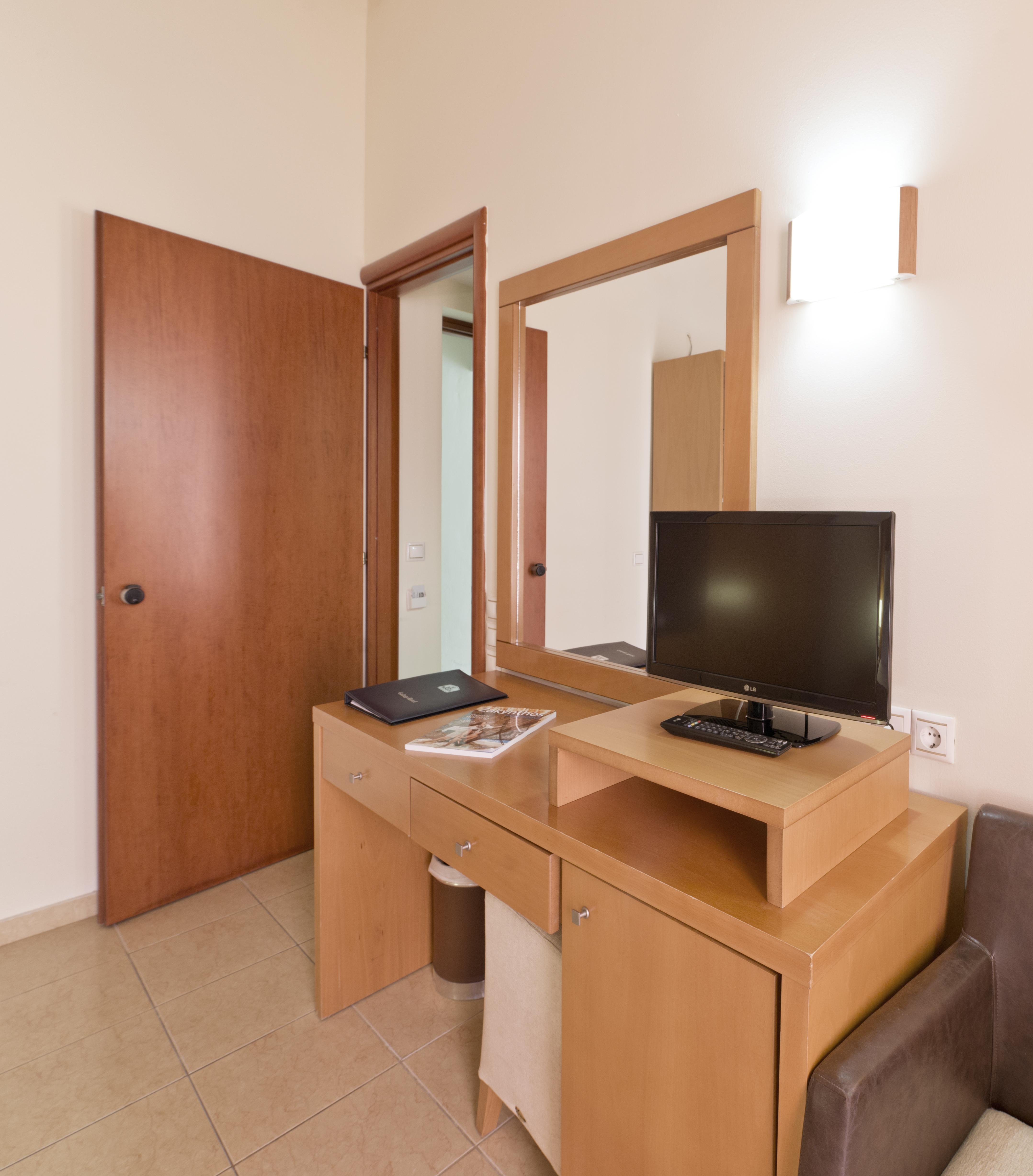 Galaxy Beach Resort BW Premier Collection Laganas Ngoại thất bức ảnh