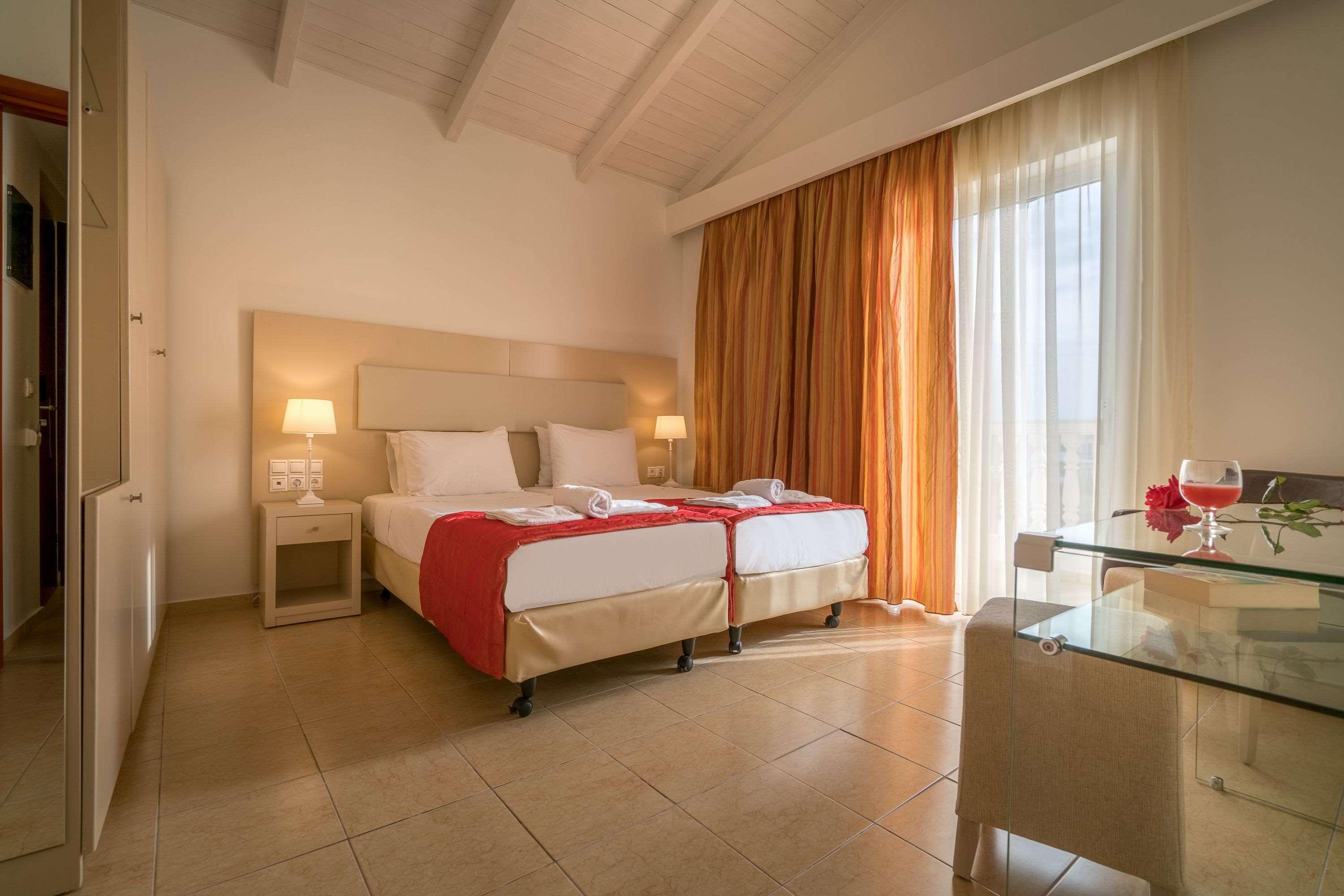 Galaxy Beach Resort BW Premier Collection Laganas Ngoại thất bức ảnh