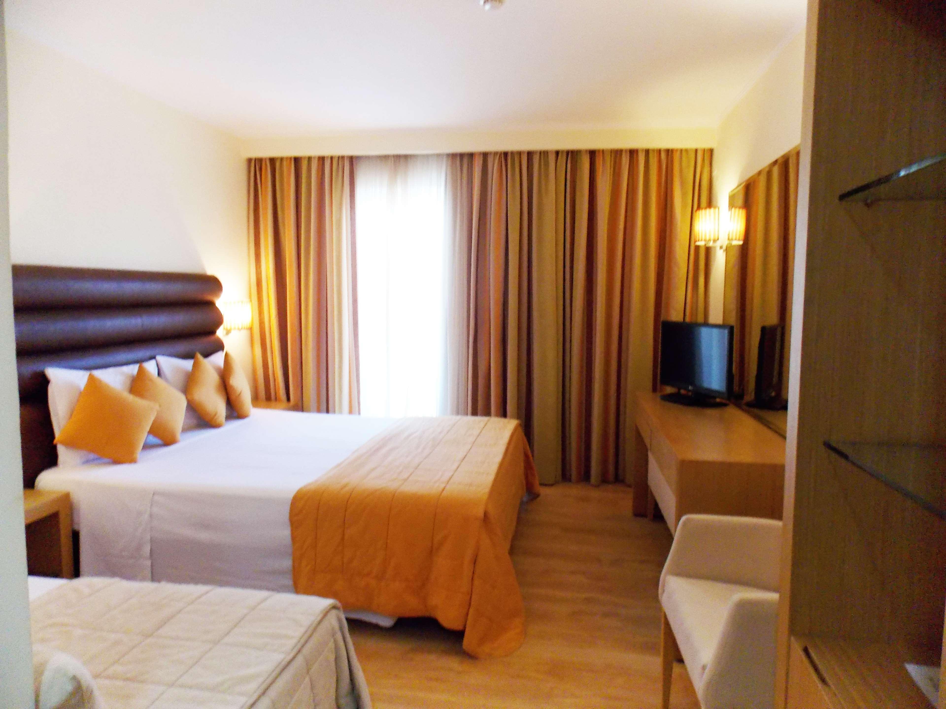 Galaxy Beach Resort BW Premier Collection Laganas Ngoại thất bức ảnh
