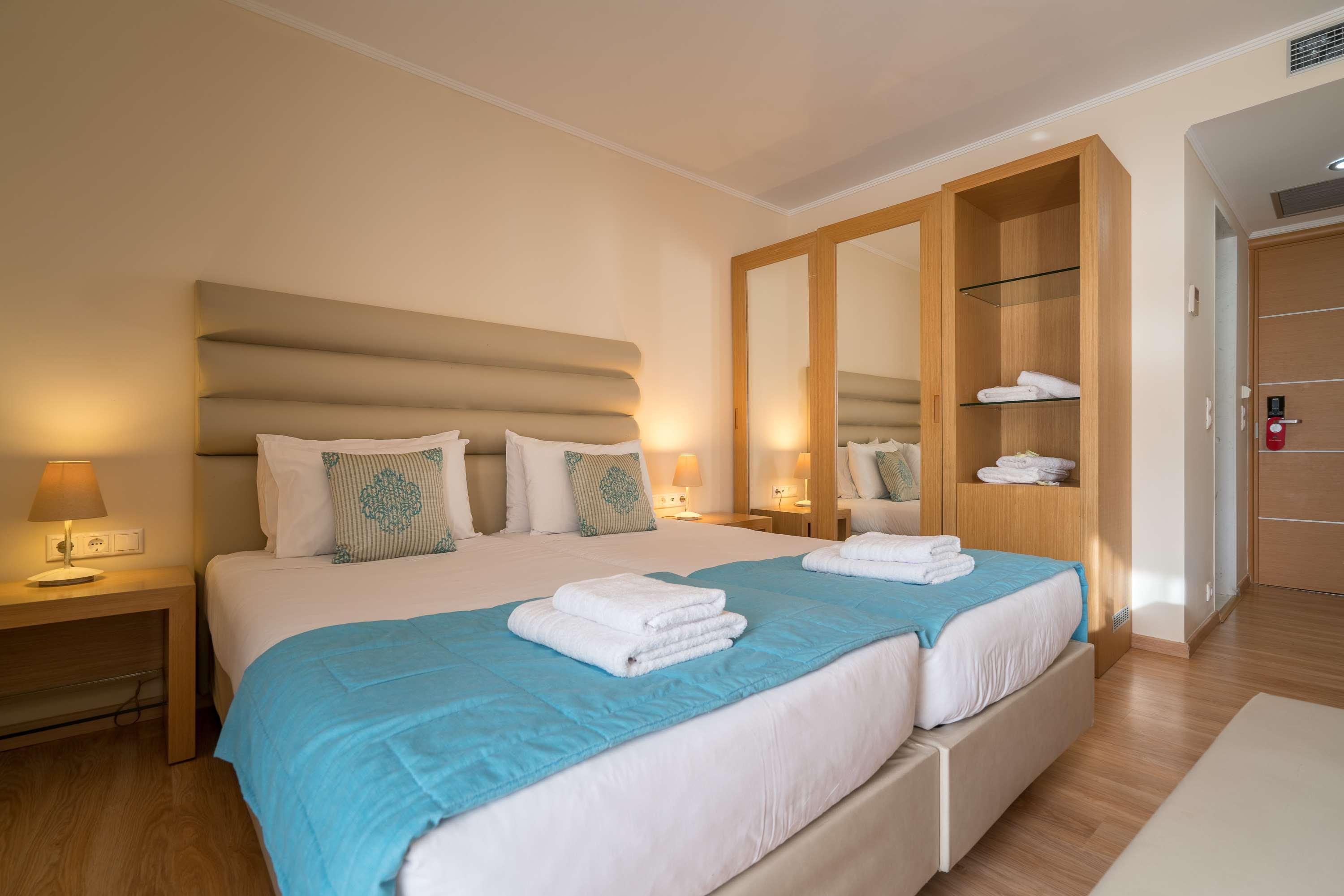 Galaxy Beach Resort BW Premier Collection Laganas Ngoại thất bức ảnh