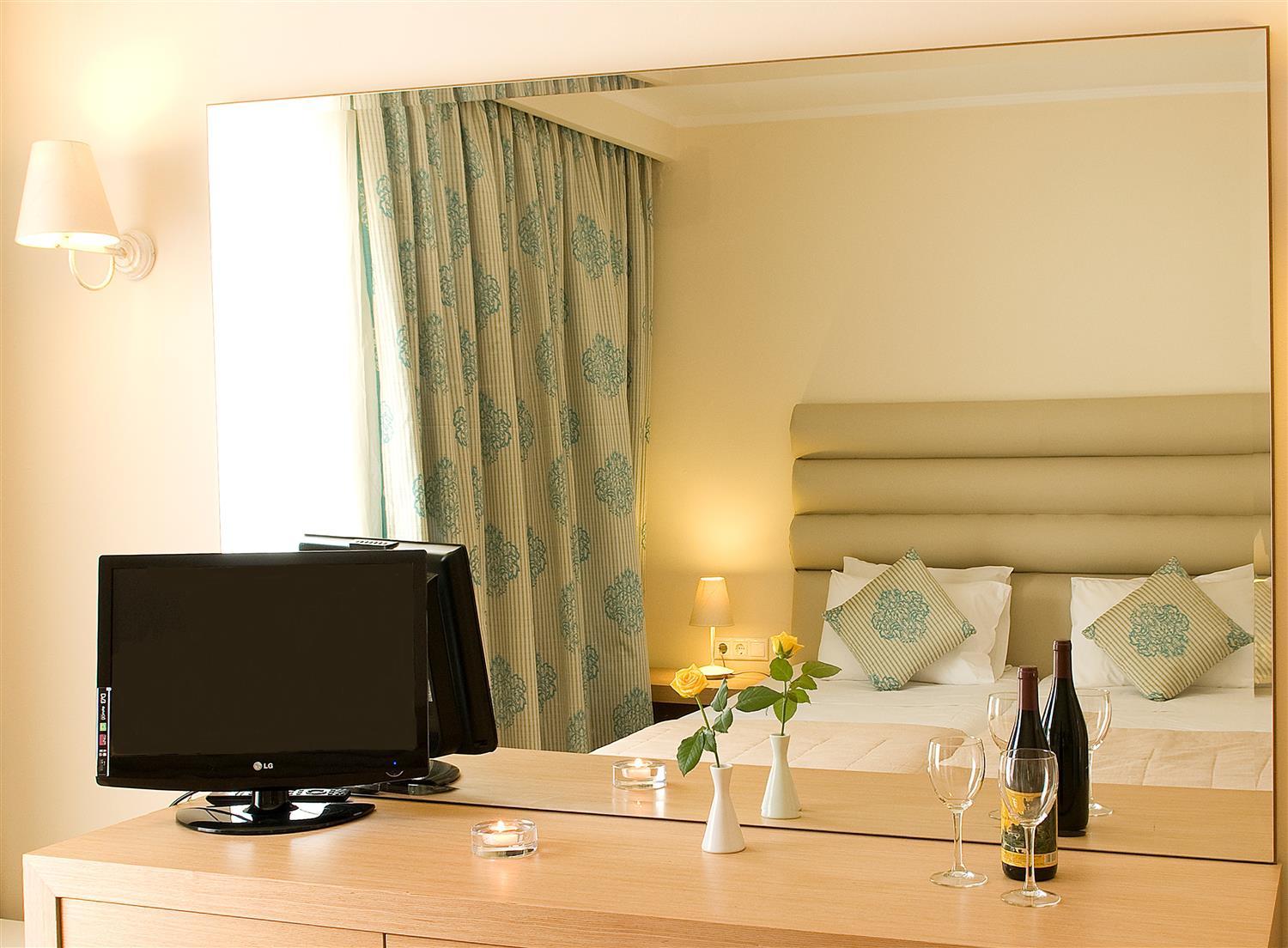 Galaxy Beach Resort BW Premier Collection Laganas Ngoại thất bức ảnh