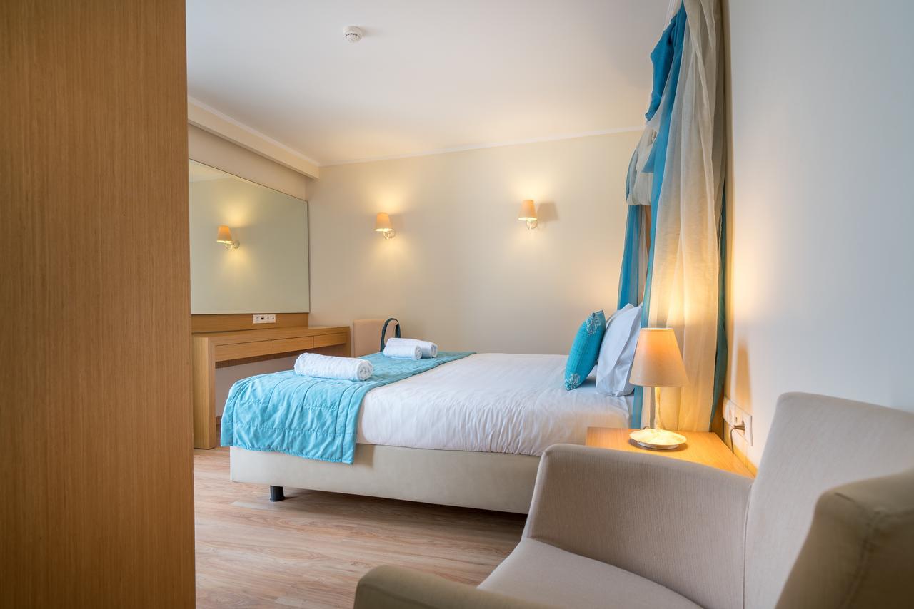 Galaxy Beach Resort BW Premier Collection Laganas Ngoại thất bức ảnh
